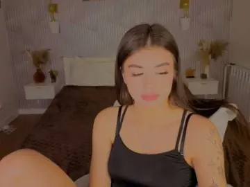 Alisha-Blakee  live sex cam