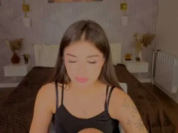 Alisha-Blakee  live sex cam