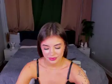 Alisha-Blakee  live sex cam