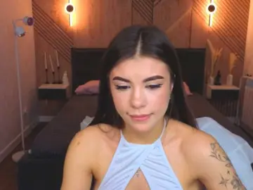 Alisha-Blakee  live sex cam