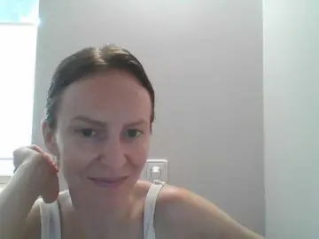 AnnaDear  live sex cam