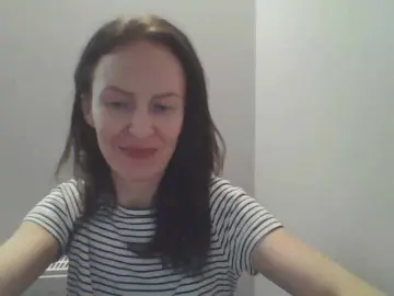 AnnaDear  live sex cam