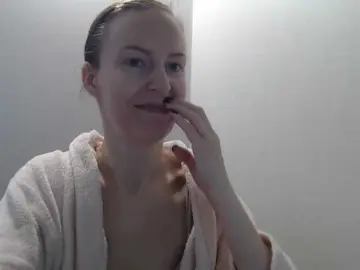 AnnaDear  live sex cam