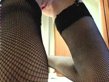 Crazy1one  live sex cam