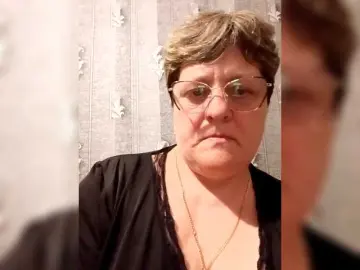 ElzaJewel  live sex cam