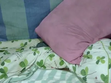 HOTTIEMEE  live sex cam