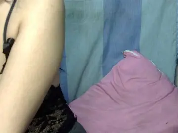 HOTTIEMEE  live sex cam