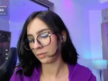 HaniKuspoka  live sex cam