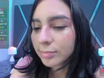 HaniKuspoka  live sex cam