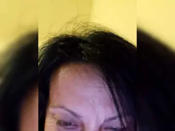 Jessica69  live sex cam