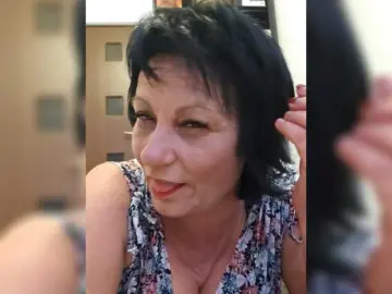 Jessica69  live sex cam