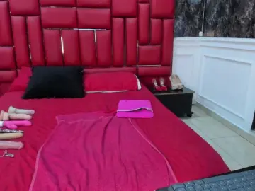 Ladyxmilf  live sex cam