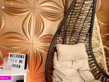 Paulinamiller  live sex cam