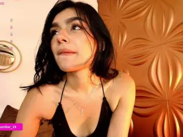 Paulinamiller  live sex cam