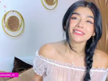 Paulinamiller  live sex cam