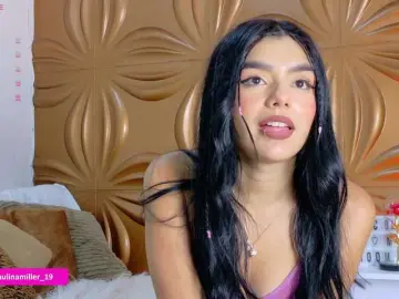Paulinamiller  live sex cam
