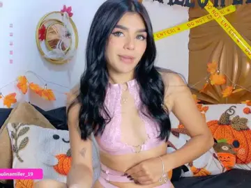 Paulinamiller  live sex cam
