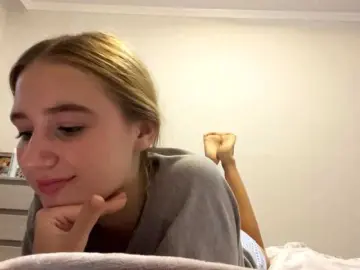 SondraJanisch  live sex cam