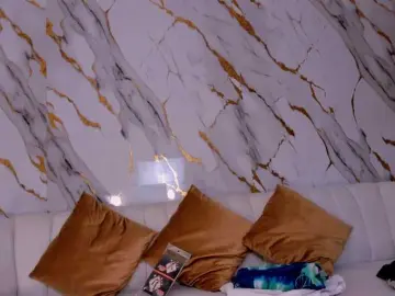 ZaraKafruni  live sex cam