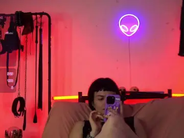 CyberGoddess  live sex cam