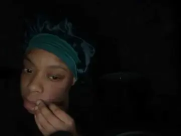 DelightfulDark  live sex cam