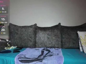 Goldiecandy  live sex cam