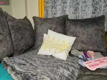 Goldiecandy  live sex cam