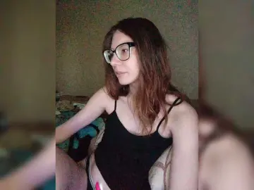 KittyMiracle  live sex cam