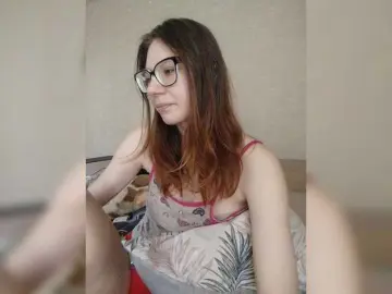 KittyMiracle  live sex cam