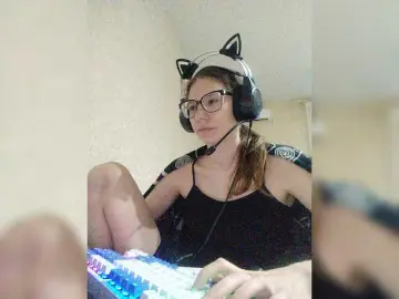 KittyMiracle  live sex cam