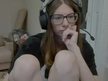 KittyMiracle  live sex cam