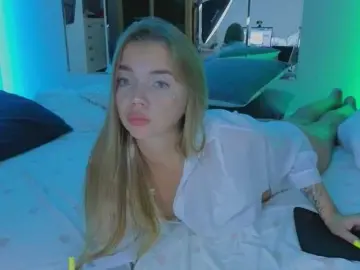 MiamiMur  live sex cam