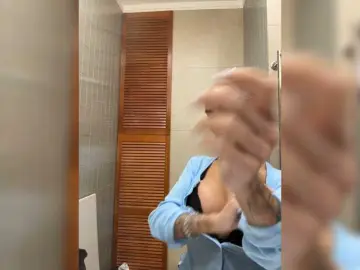 MiamiMur  live sex cam