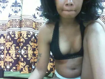 Njara12  live sex cam