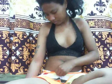 Njara12  live sex cam