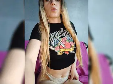 SexyBlondMia  live sex cam