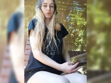 SexyBlondMia  live sex cam