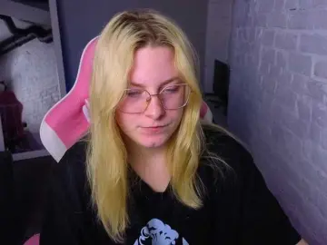 StellaVanilla  live sex cam