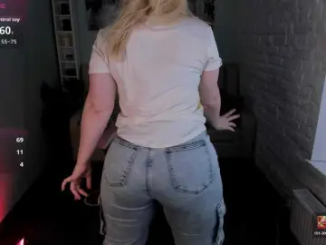 StellaVanilla  live sex cam