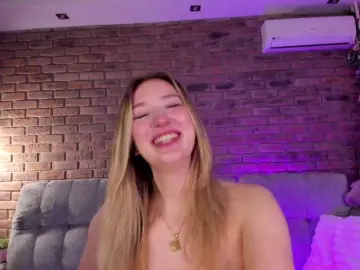 Synrix  live sex cam