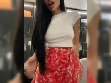 Nicole21x  live sex cam