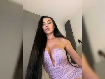 Nicole21x  live sex cam