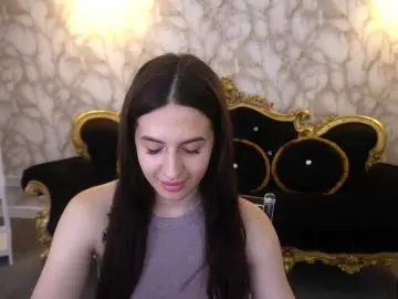 AlesiaDessmond  live sex cam