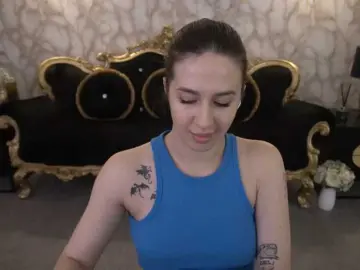 AlesiaDessmond  live sex cam
