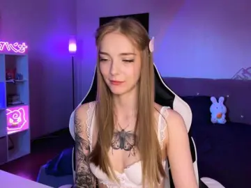 Evaamour  live sex cam