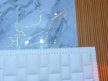 Kinky-Madisson  live sex cam