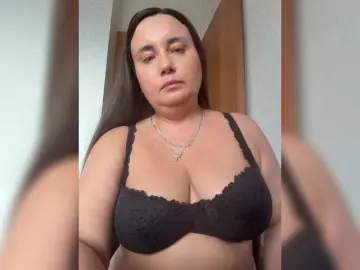 KoshkaT  live sex cam