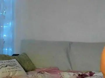 Lisa1225  live sex cam