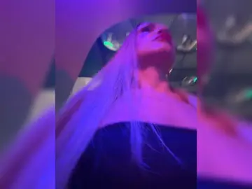 Lisa1225  live sex cam