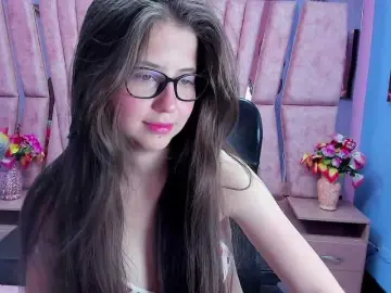 Sarahsweett  live sex cam